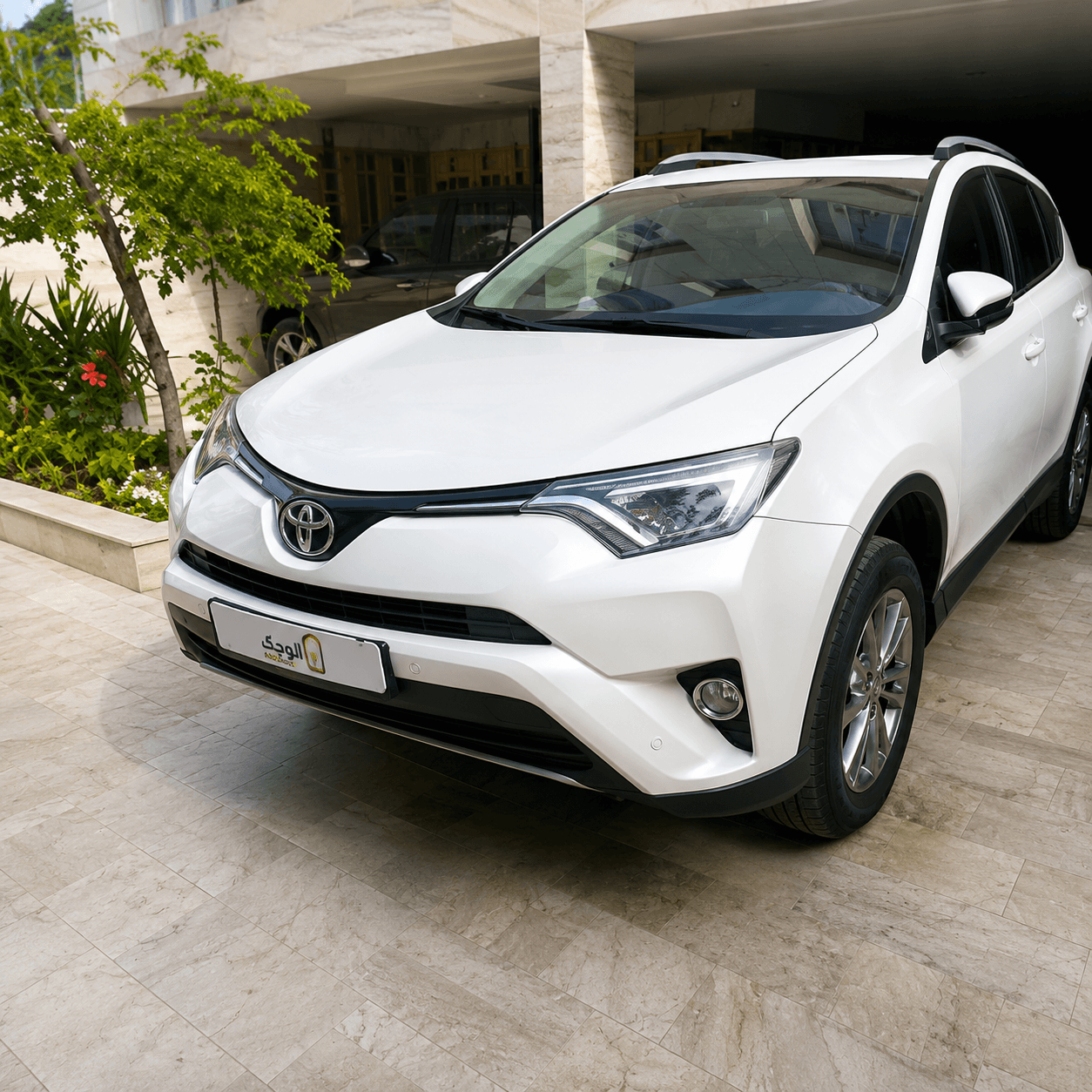 تویوتا RAV4 سفید نمونه گزارش کارشناسی الوچک