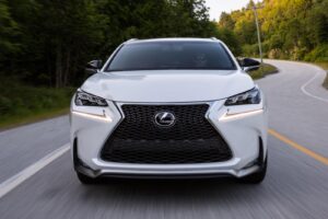 کارشناسی و خرید لکسوس nx